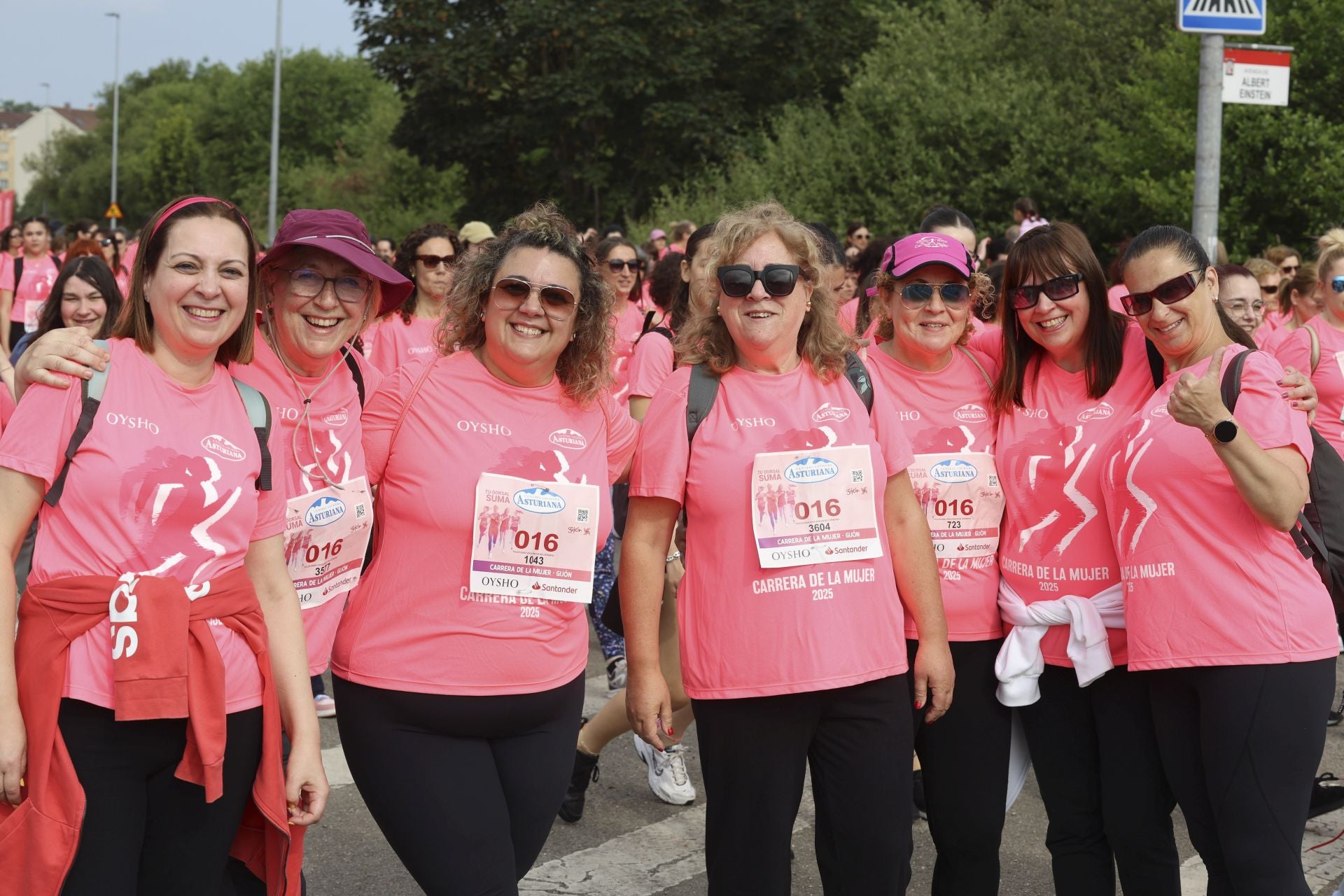 Carrera de la Mujer | Imparable marea rosa en Gijón