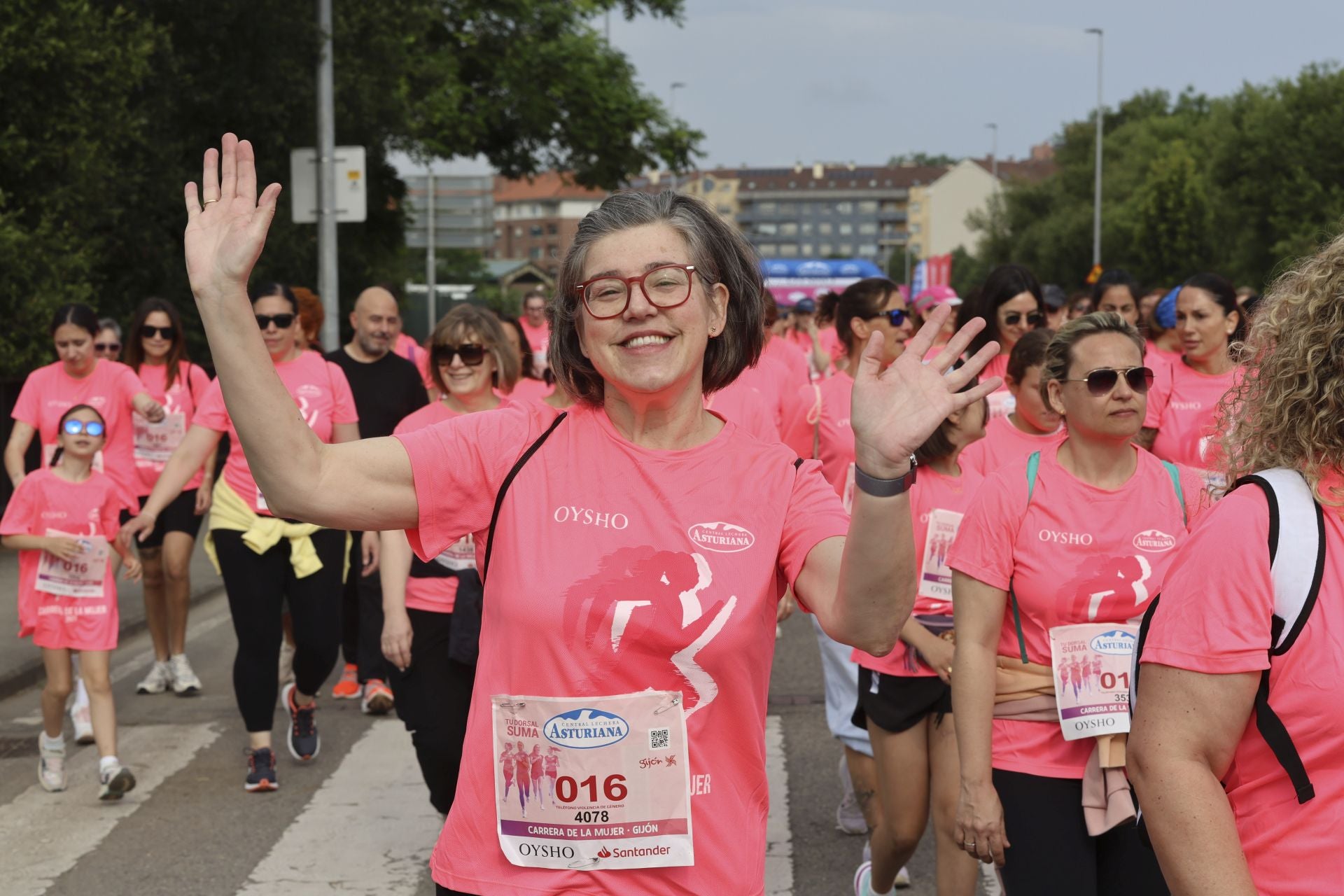 Carrera de la Mujer | Imparable marea rosa en Gijón