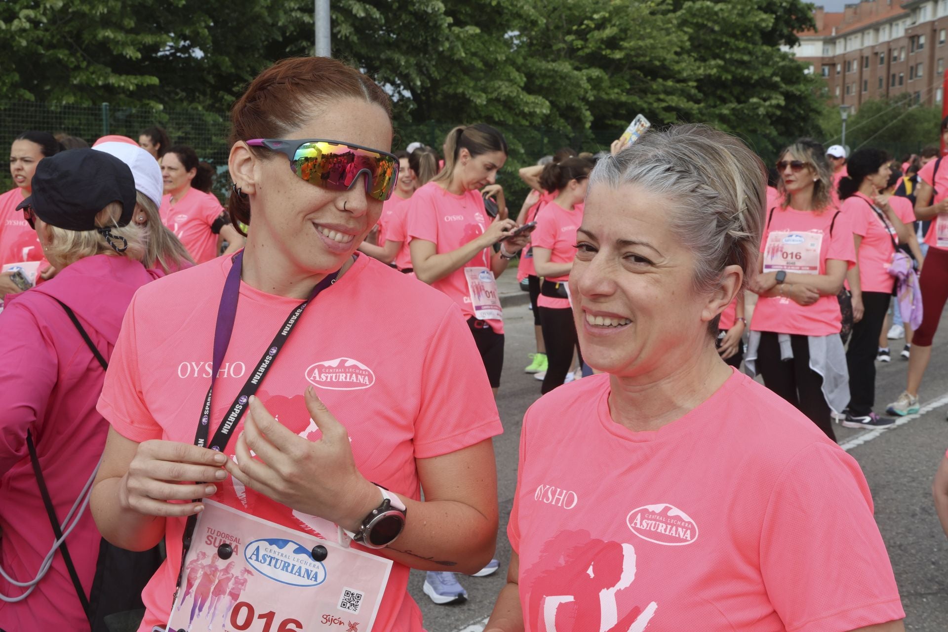 Carrera de la Mujer | Imparable marea rosa en Gijón