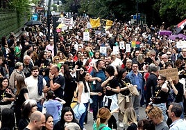 Las imágenes de la manifestación de los docentes asturianos en Oviedo