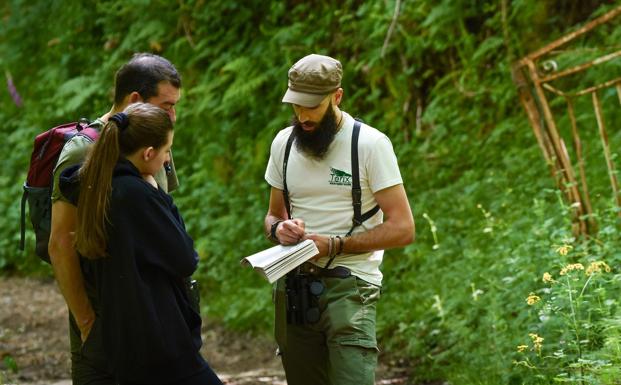 'Siguiendo la corriente', un proyecto basado en rutas senderistas cortas, sin dificultad ninguna y adecuadas para todos los públicos.