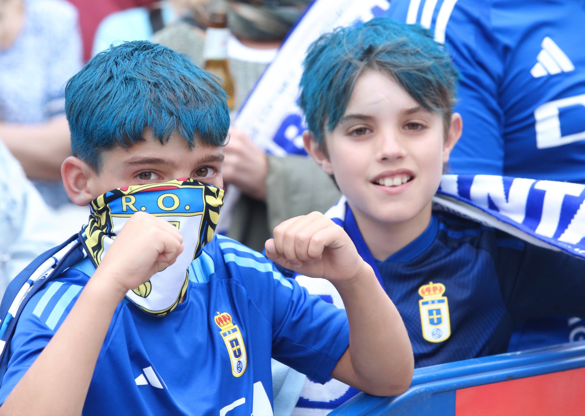 Ambientazo previo para el Real Oviedo - Almería