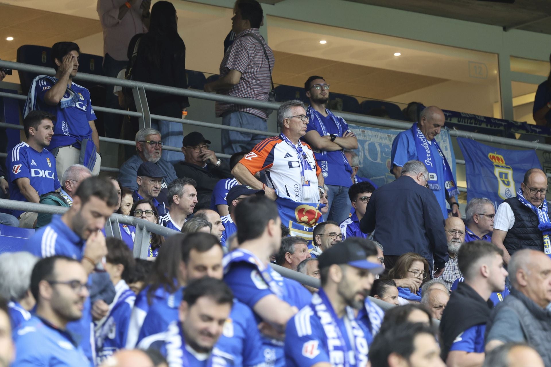 ¿Estuviste en el Real Oviedo - Almería? ¡Búscate en las imágenes!