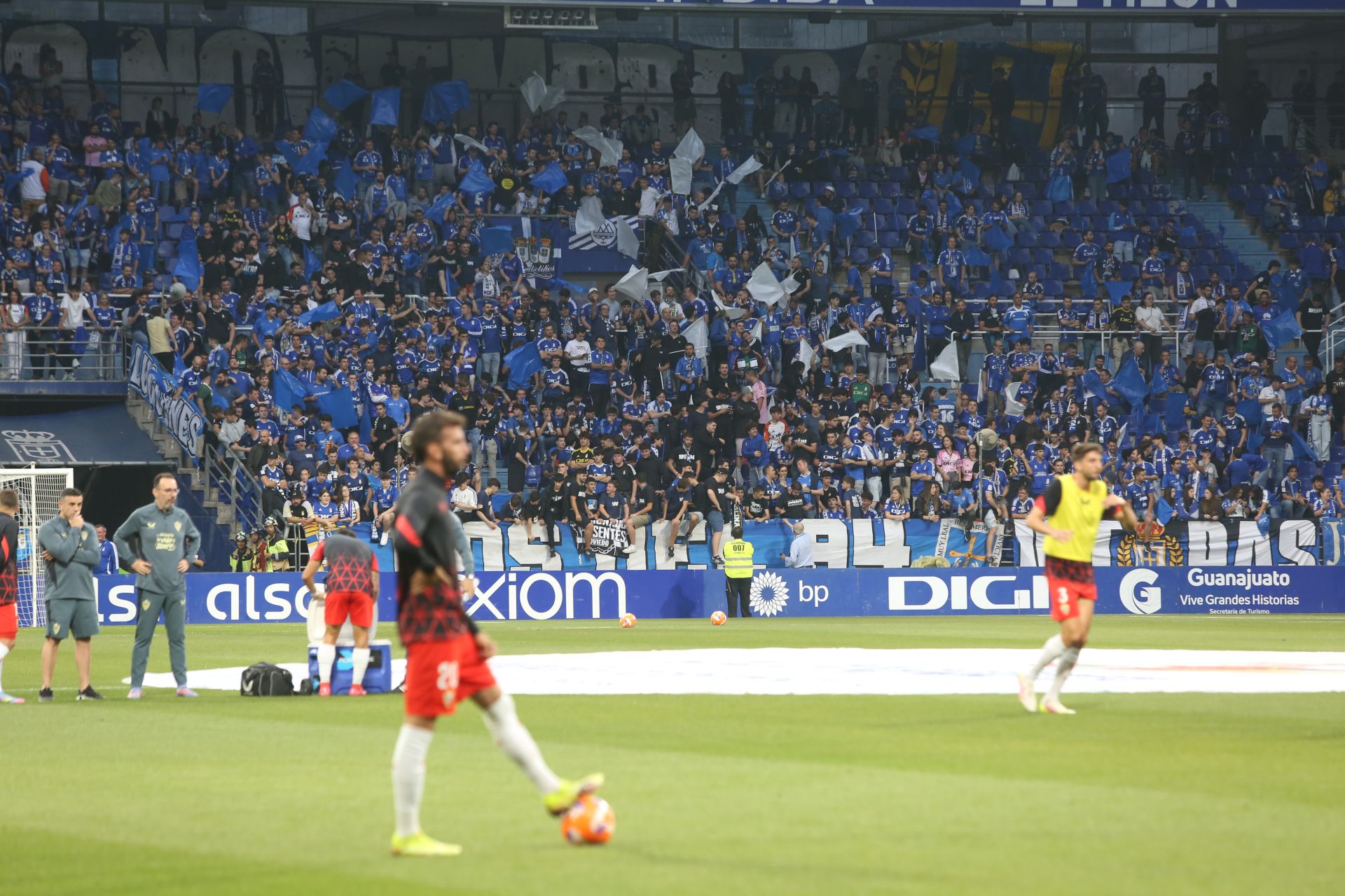 ¿Estuviste en el Real Oviedo - Almería? ¡Búscate en las imágenes!