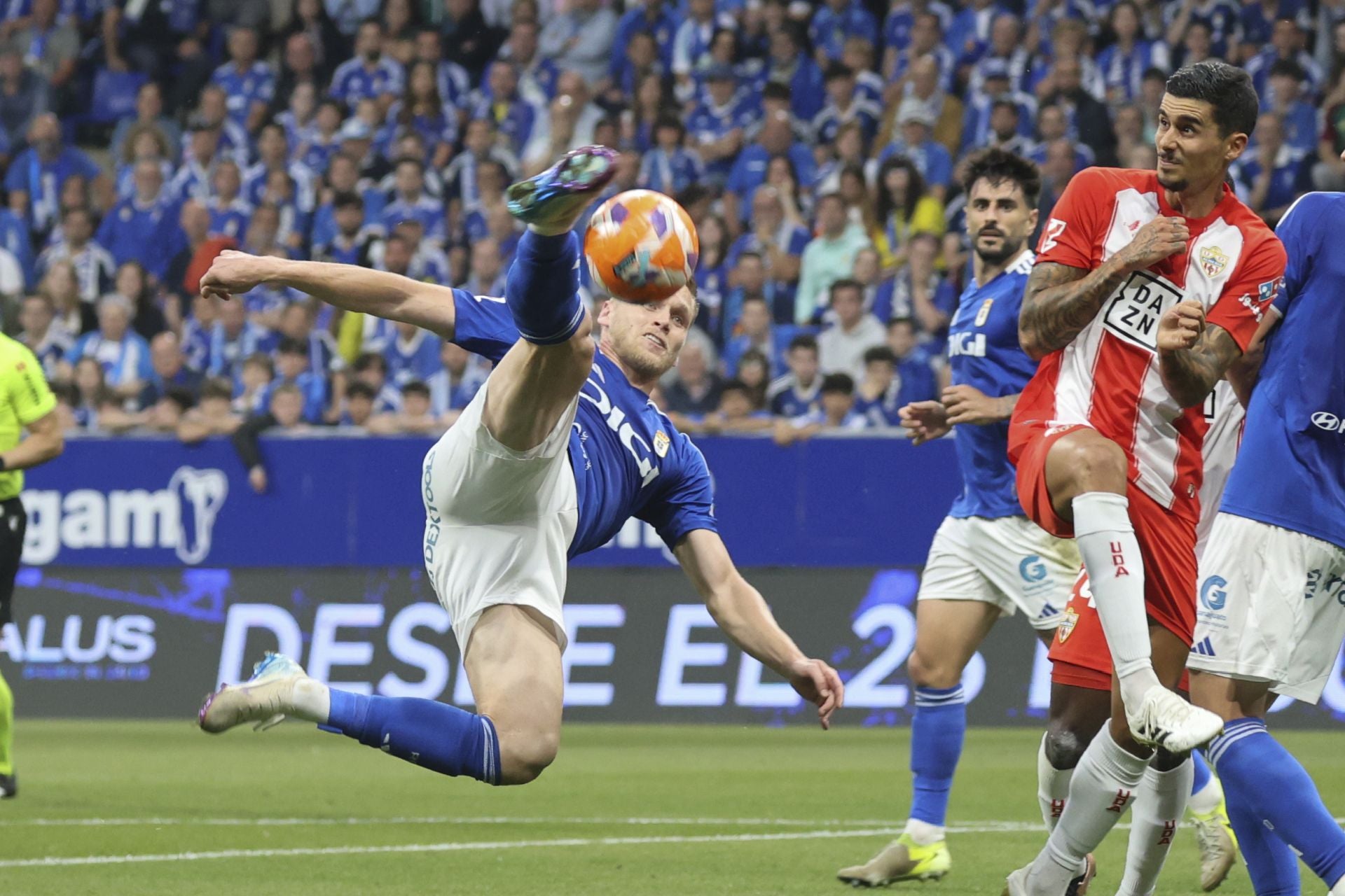 Las mejores imágenes del Real Oviedo - Almería
