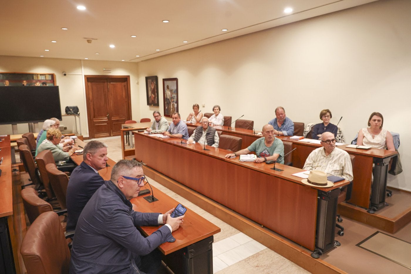En el Consejo de Mayores participan, además de políticos, representantes de centros de mayores y de asociaciones vecinales y de mayores.