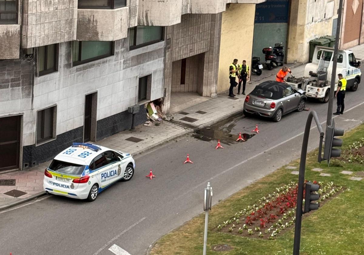 Nuevo accidente en la calle del Muelle de Avilés