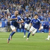 Santi Cazorla, en el Real Oviedo - Almería.