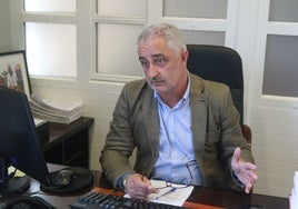 Ángel García Vega, alcalde de Carreño.