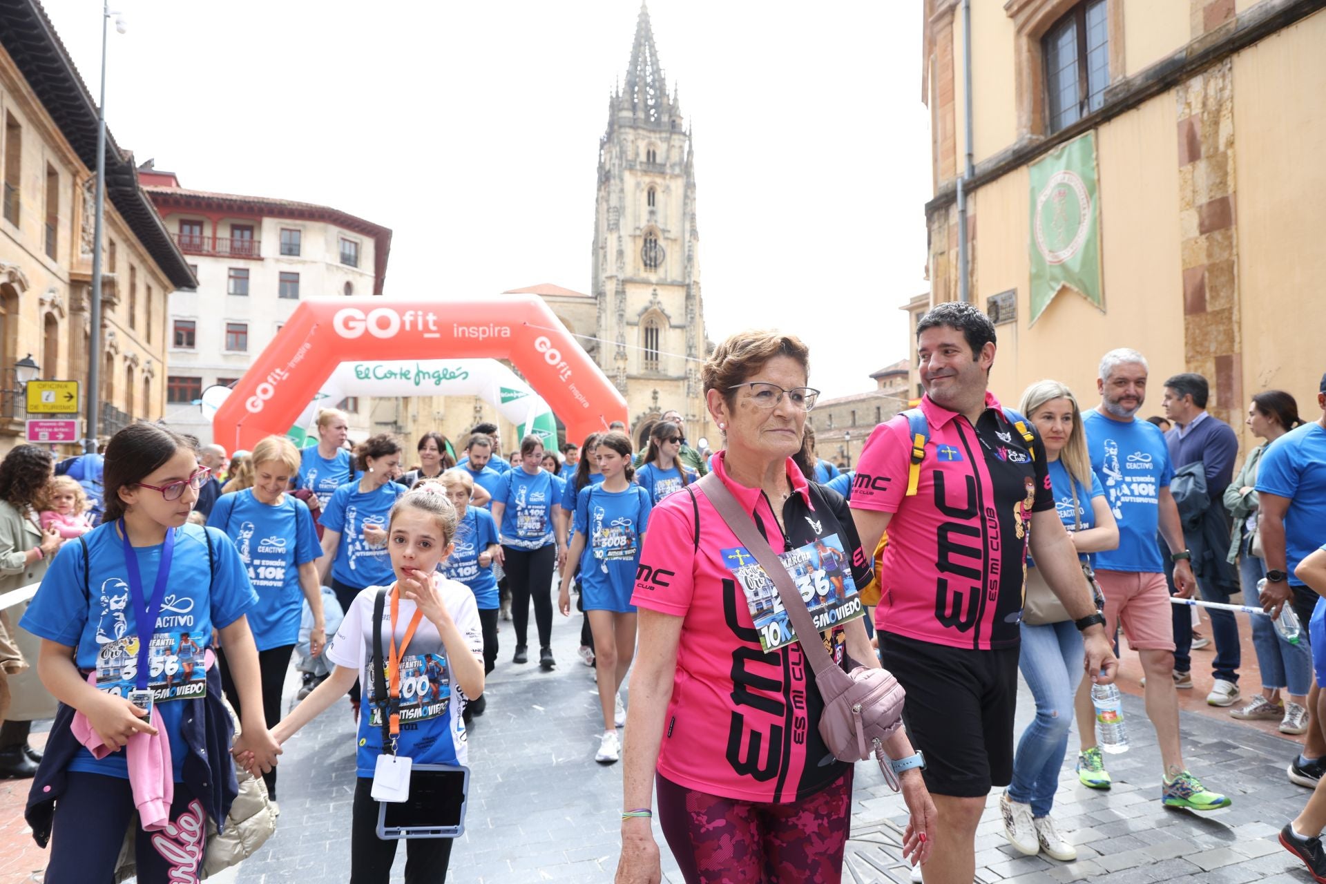 Fotos: III edición de la Carrera 10Km AutismOviedo