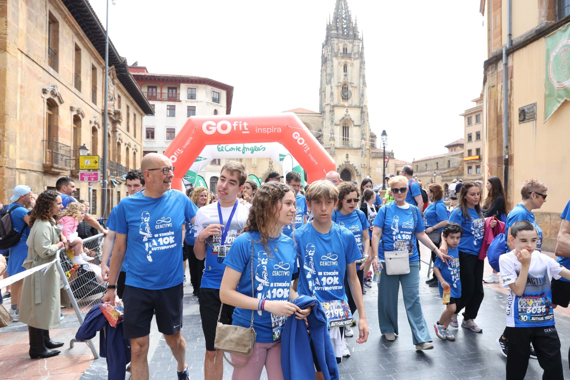 Fotos: III edición de la Carrera 10Km AutismOviedo