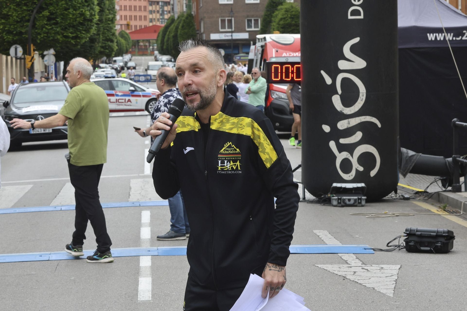 El Llano, en Gijón, corre por una buena causa