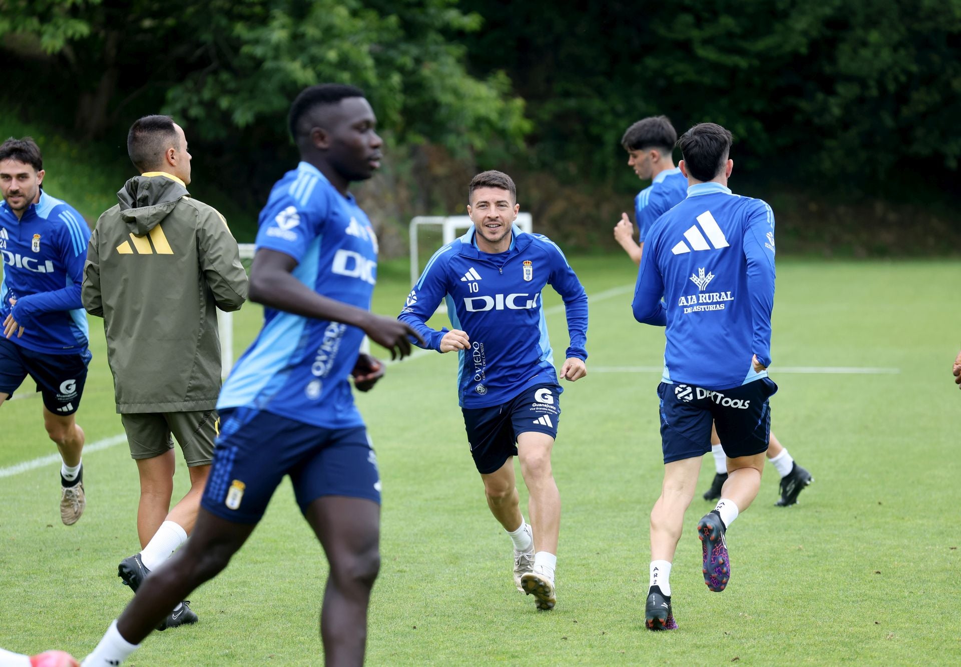 Entrenamiento del Real Oviedo tras el partido en Miranda de Ebro