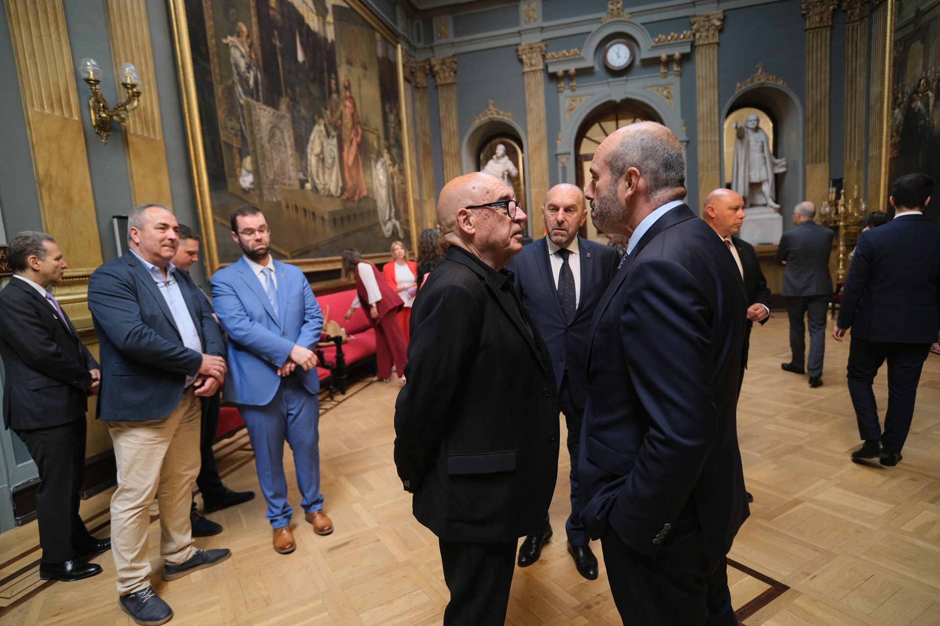 Los estudiantes del occidente asturiano visitan el Senado