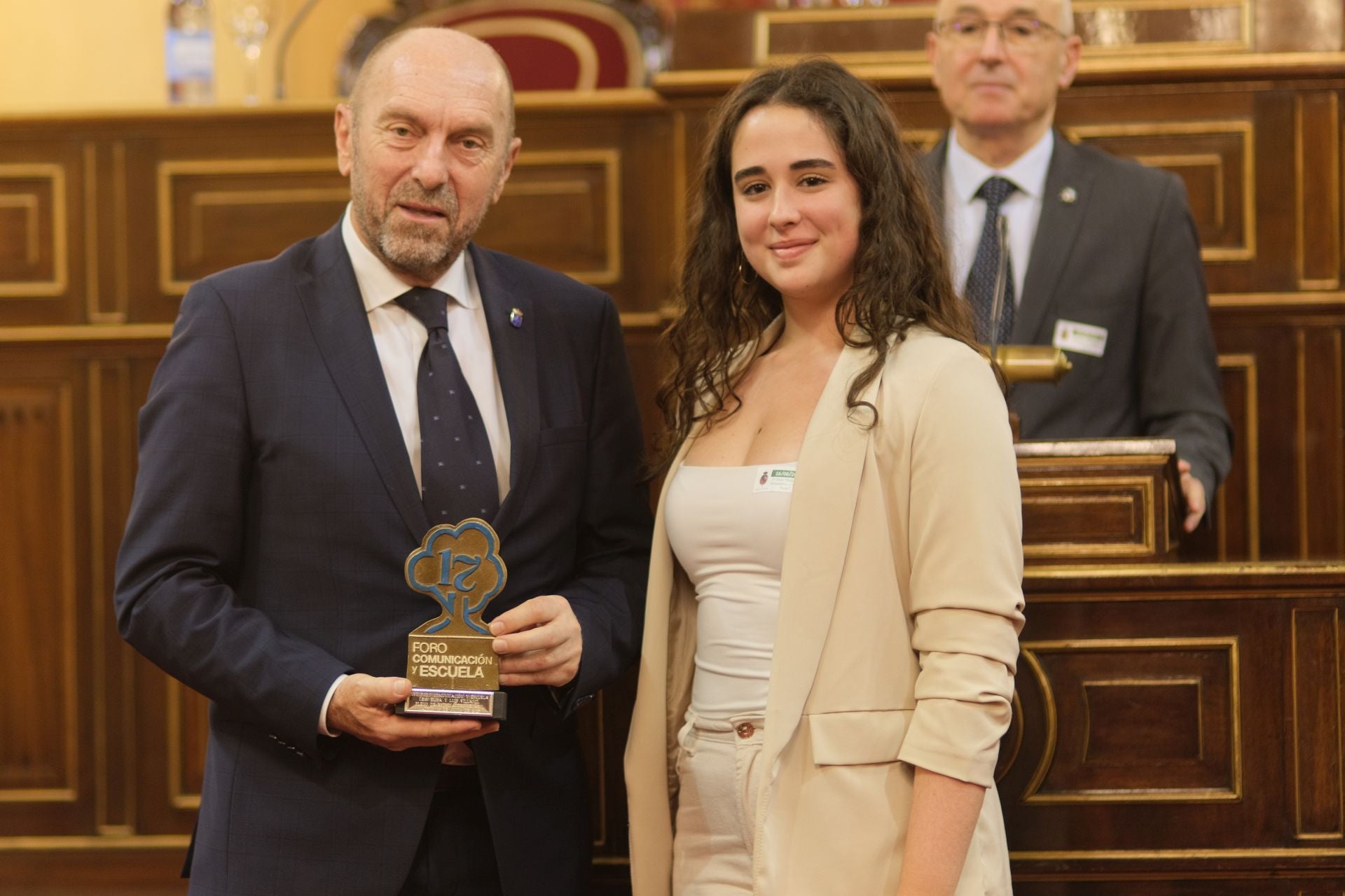 Los estudiantes del occidente asturiano visitan el Senado