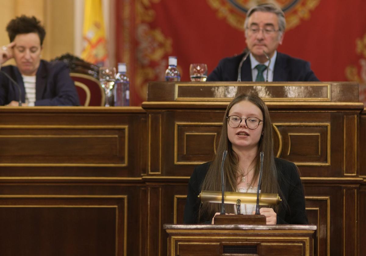 Los estudiantes del occidente asturiano visitan el Senado
