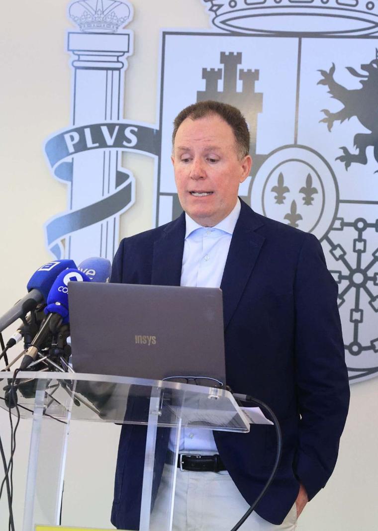 Imagen - Ángel J. Gómez, durante la presentación de las previsiones de la Aemet para el verano en Asturias.