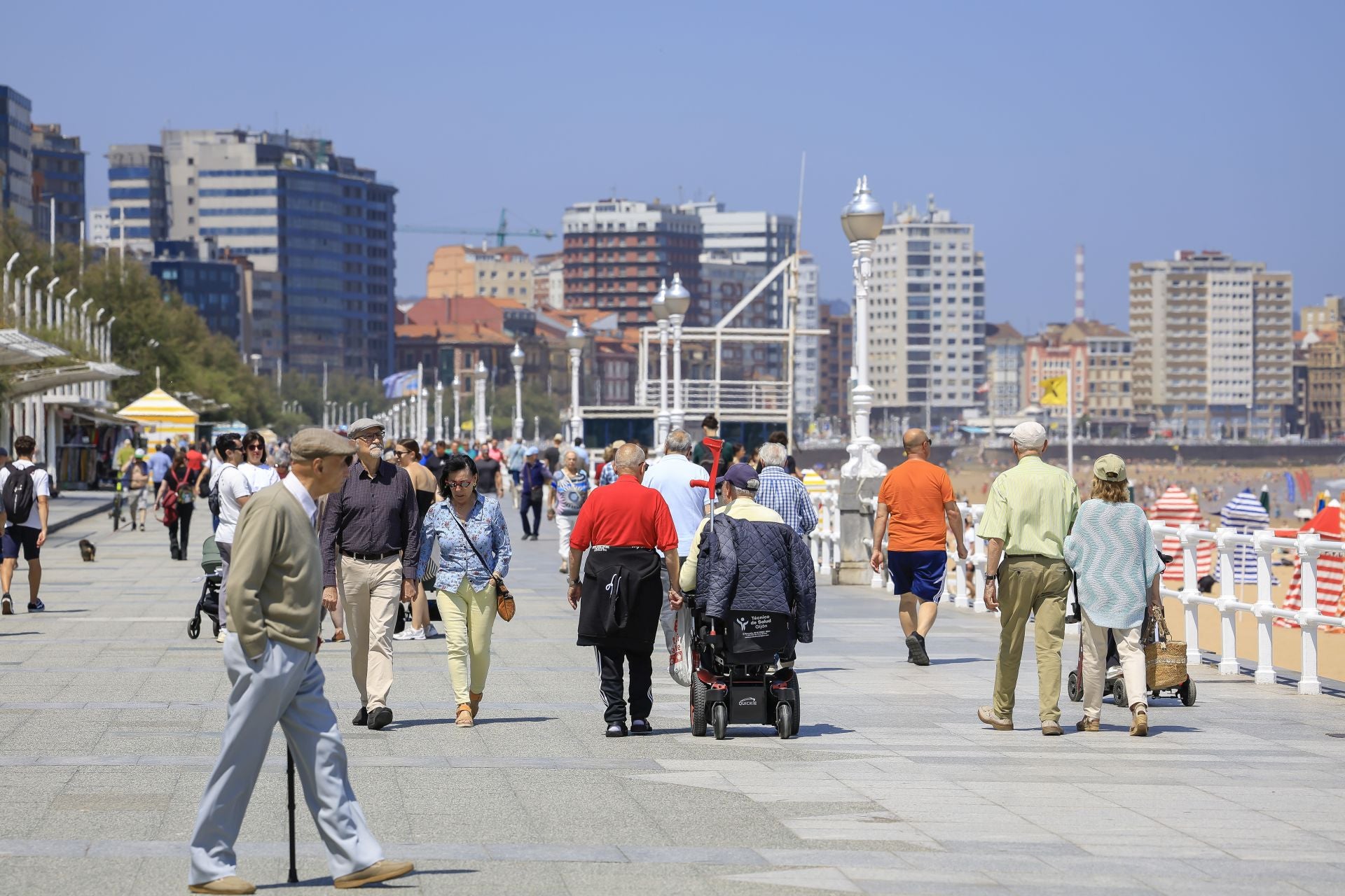Asturias dice &#039;hola&#039; al calor con termómetros superando los 30 grados