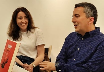 Emilio Díez, guionista de 'La Casa de Papel' y autor de 'Soma': «Debemos construirnos mejor para no ser manipulados»