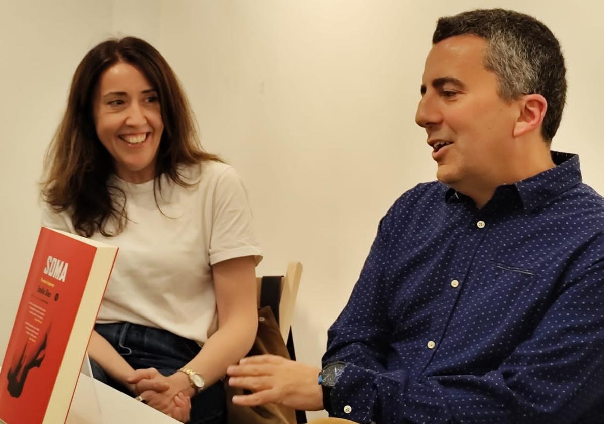 Emilio Díez, autor de 'Soma', durante una de las presentaciones de su novela en Madrid.