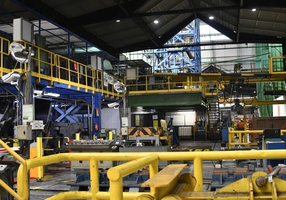 Interior de una de las instalaciones de Arcelor en Avilés.