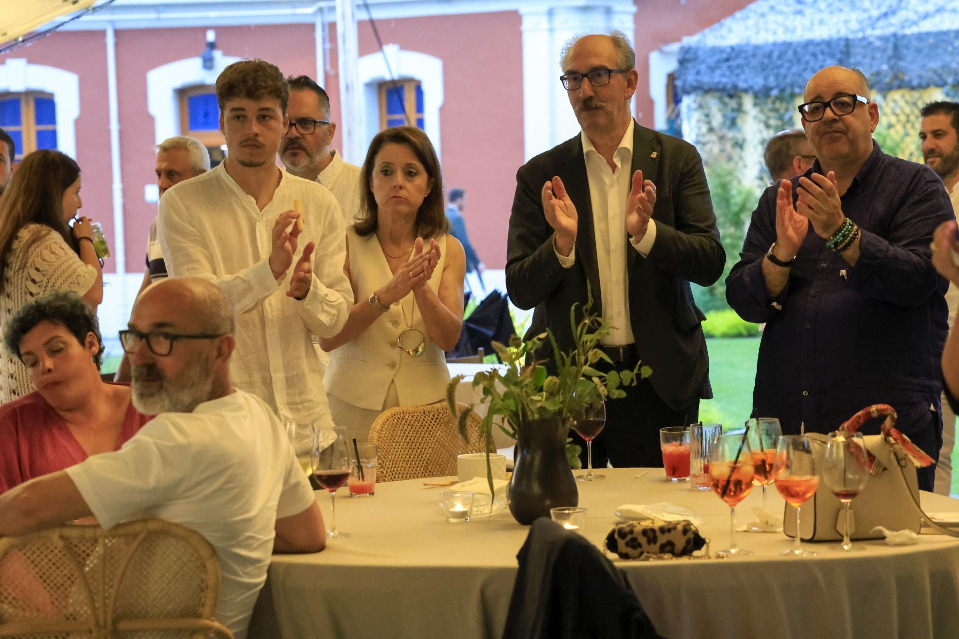 &#039;Experiencias Calderetas&#039; en Gijón: viajar del occidente al oriente sin moverse del sitio