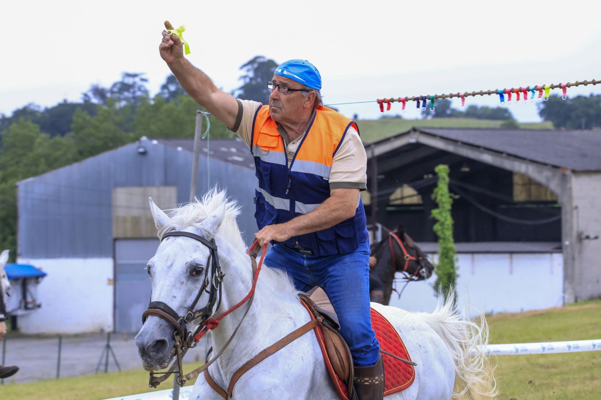 Concurso de cinta a caballo en las fiestas de Mareo, en Gijón
