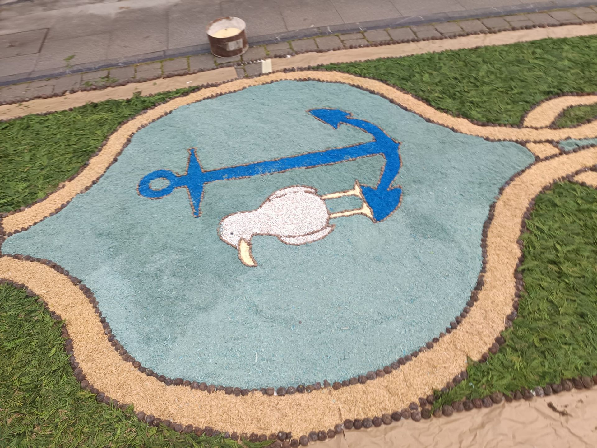 El ascenso del Real Oviedo se cuela en las alfombras florales del Corpus de Castropol