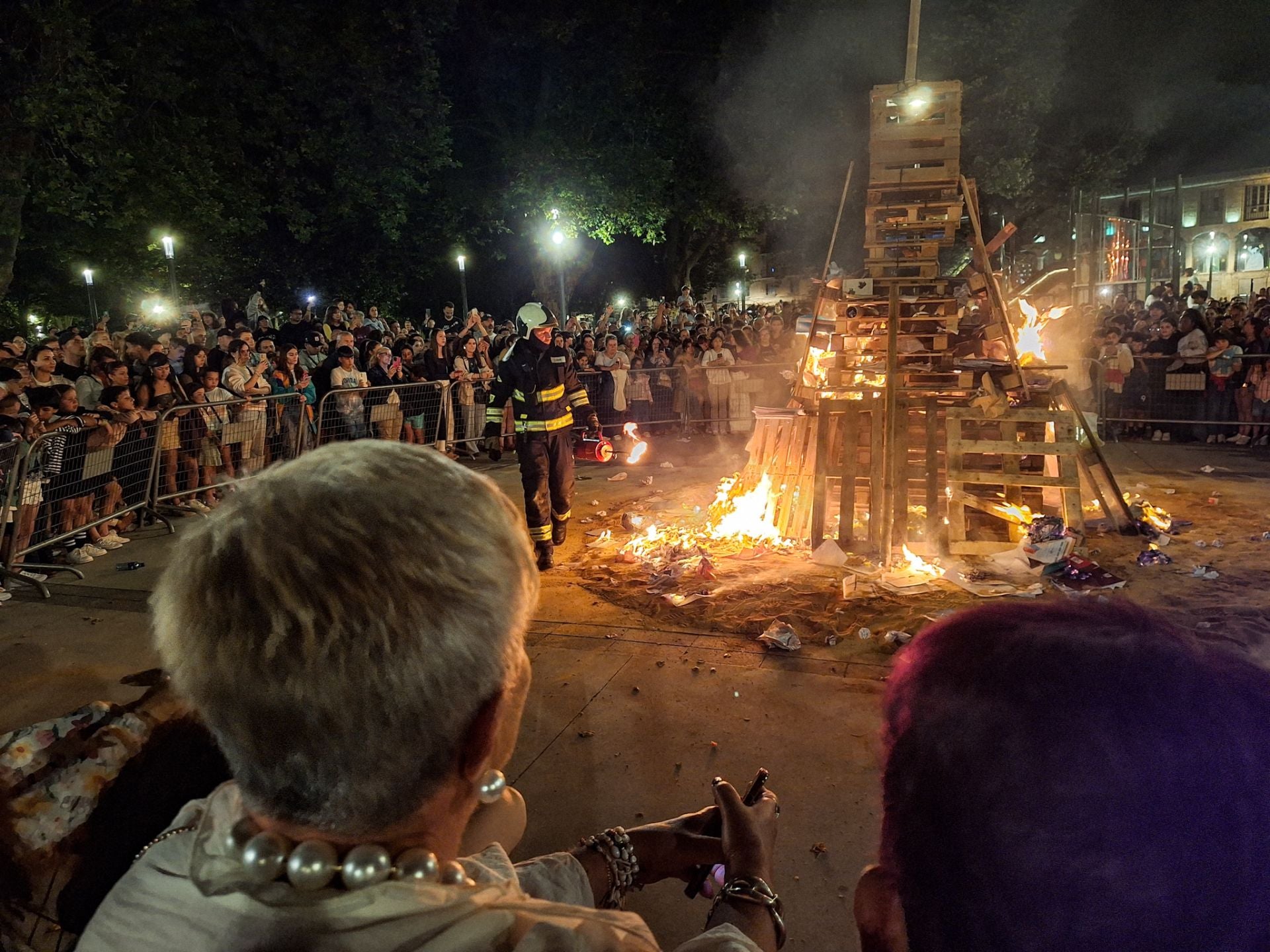 La magia de San Juan se extiende por toda la comarca de Avilés