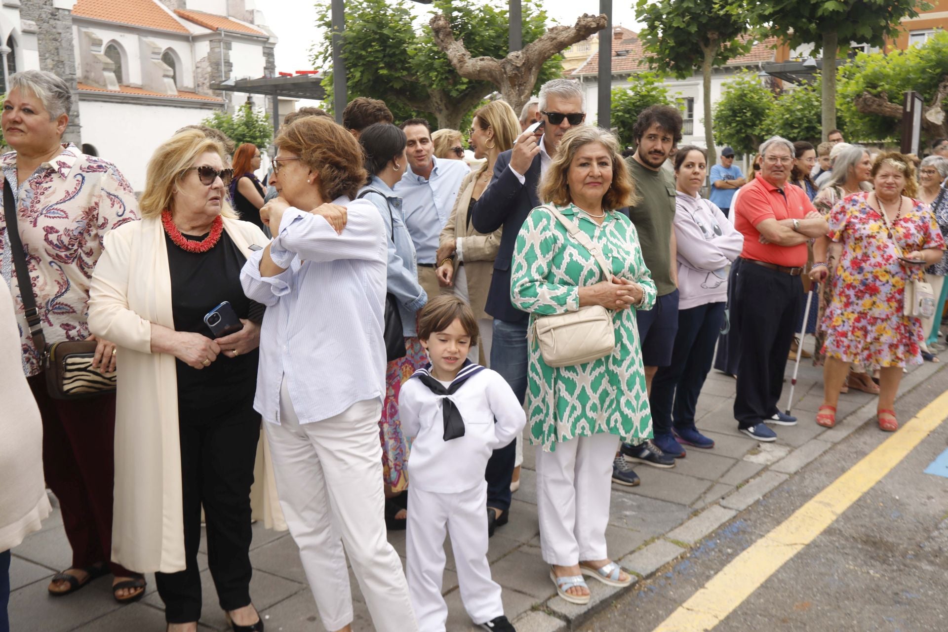San Juan de la Arena celebra su procesión marinera, declarada de Interés Turístico