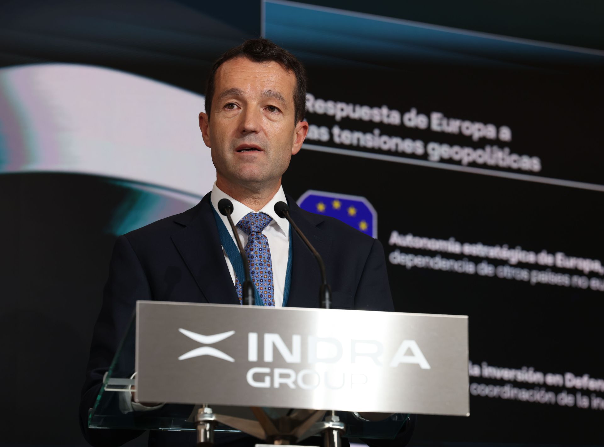 El presidente de Indra, Ángel Escribano, ayer, en la junta de accionistas.