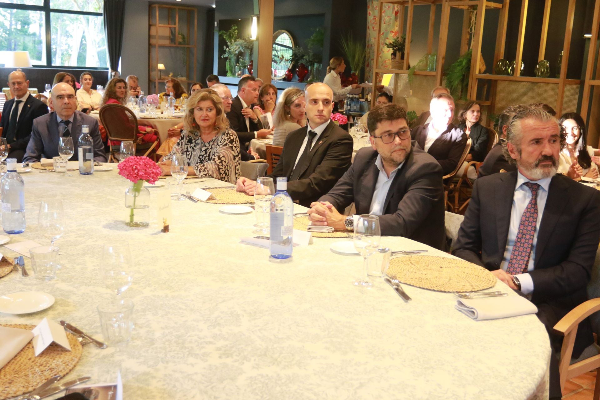 Entrega del reconocimiento &#039;Gijonés del año&#039; al Grupo Covadonga