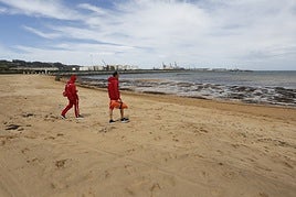 Playa de El Arbeyal, en Gijón.