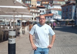 Juan Luis Fernández, glosador de las fiestas de San Pedro de Cudillero.
