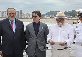 Juan García Sentandreu, Juan Manuel Cuervo, Javier Gancedo y Luis Vicente Márquez antes de la entrega del 'Pergamino'.