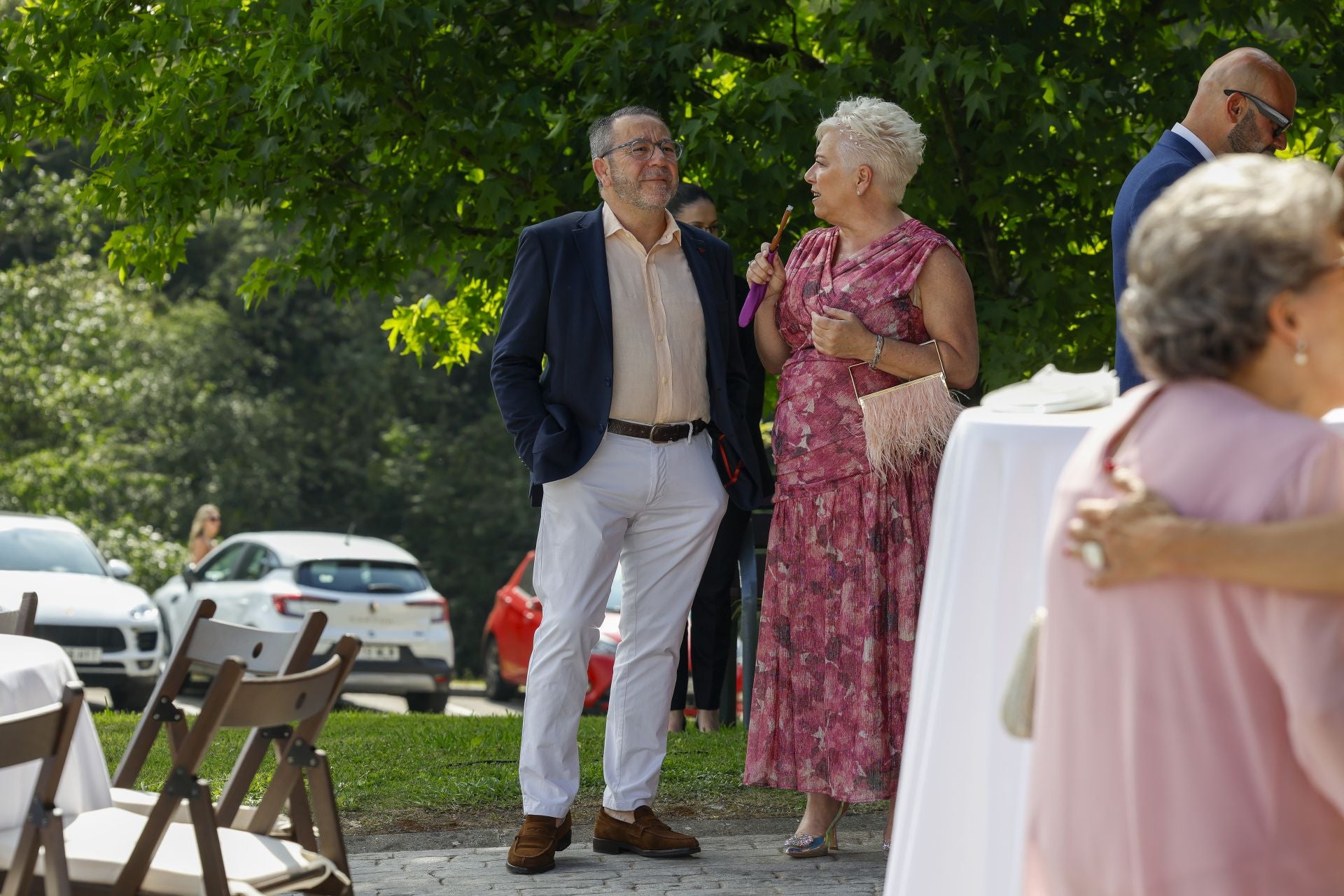 La familia sidrera se reunió en torno a la boda de Víctor &#039;Chaflán&#039; en Gijón