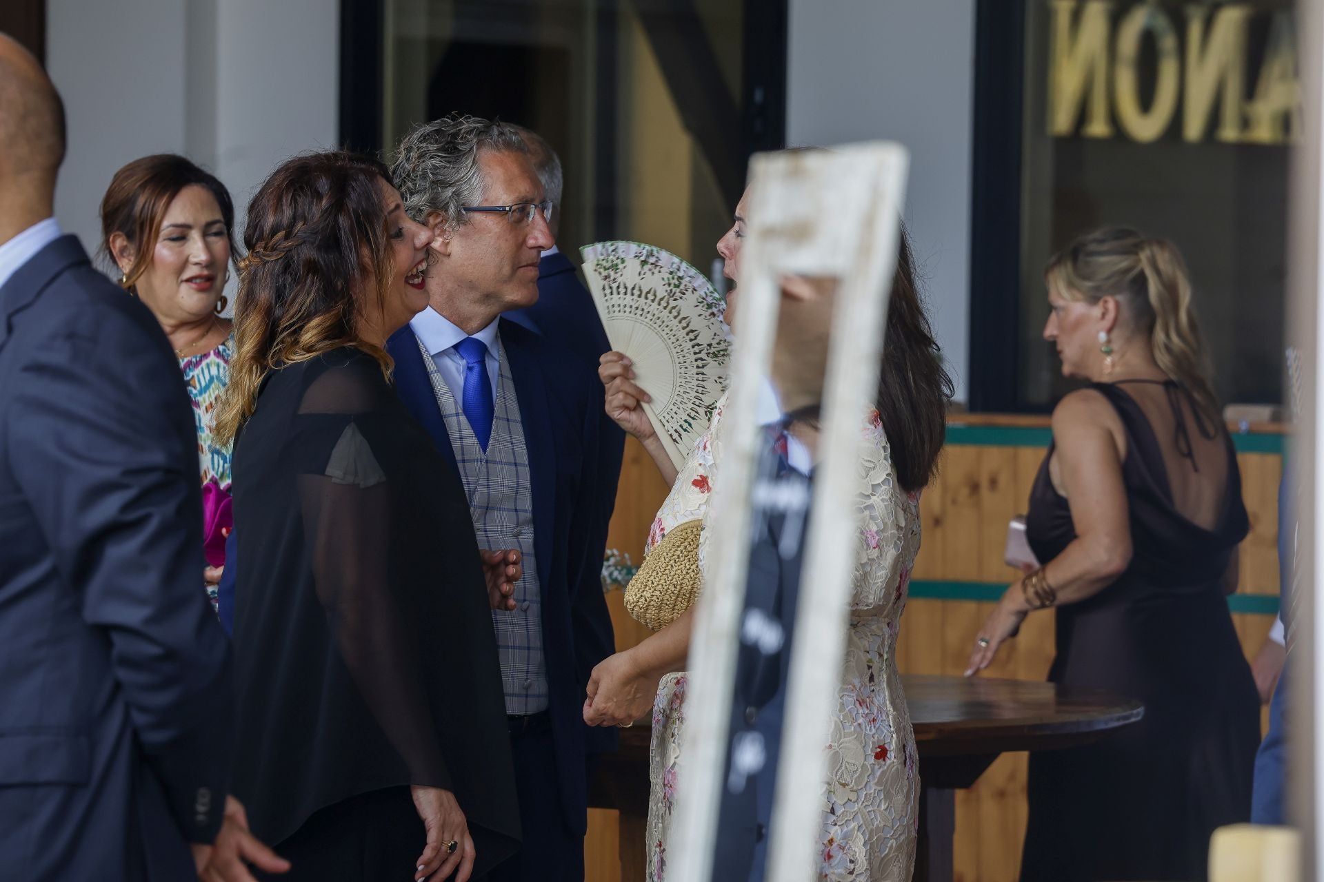 La familia sidrera se reunió en torno a la boda de Víctor &#039;Chaflán&#039; en Gijón