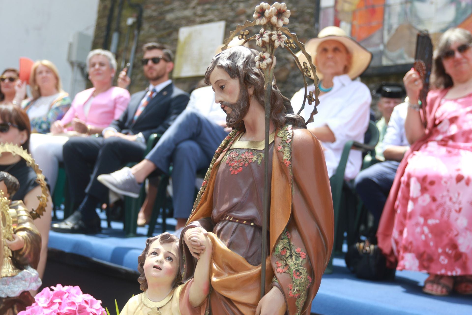 Cudillero vive una Amuravela multitudinaria por San Pedro
