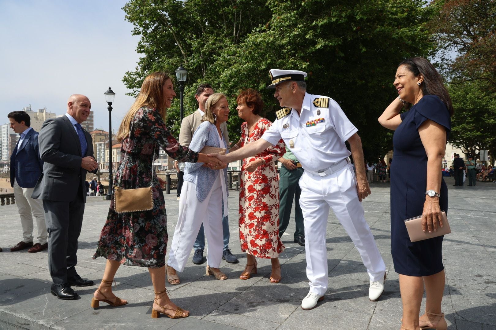 Gijón se rinde a San Pedro