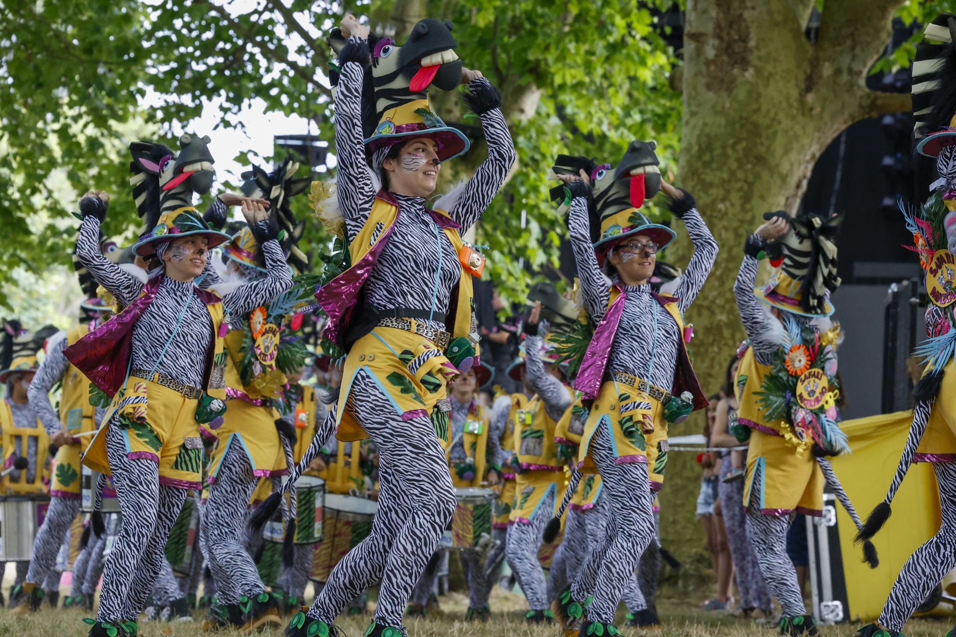 Fotos: Carnaval de verano en las fiestas de Castiello, en Gijón