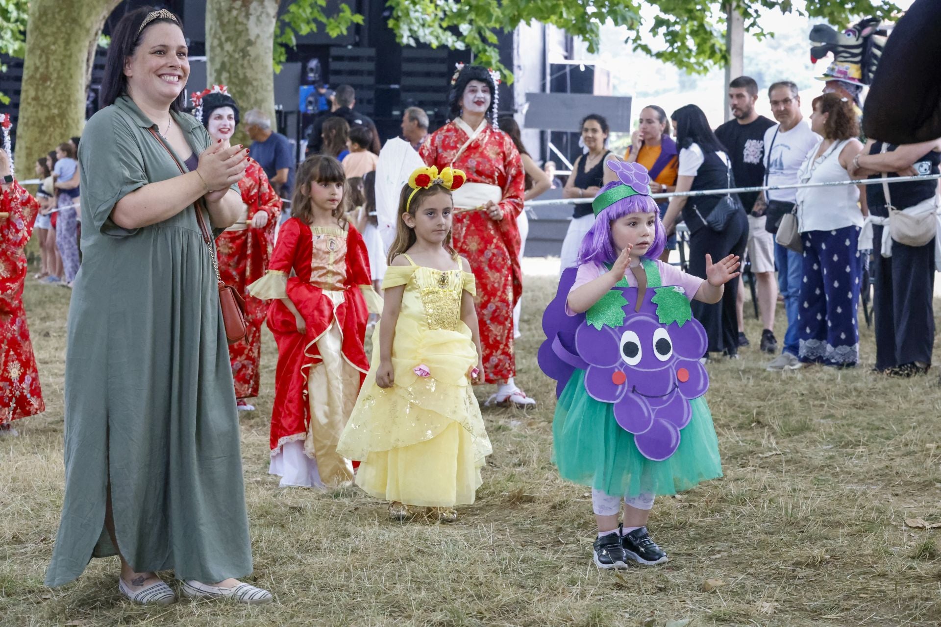 Fotos: Carnaval de verano en las fiestas de Castiello, en Gijón