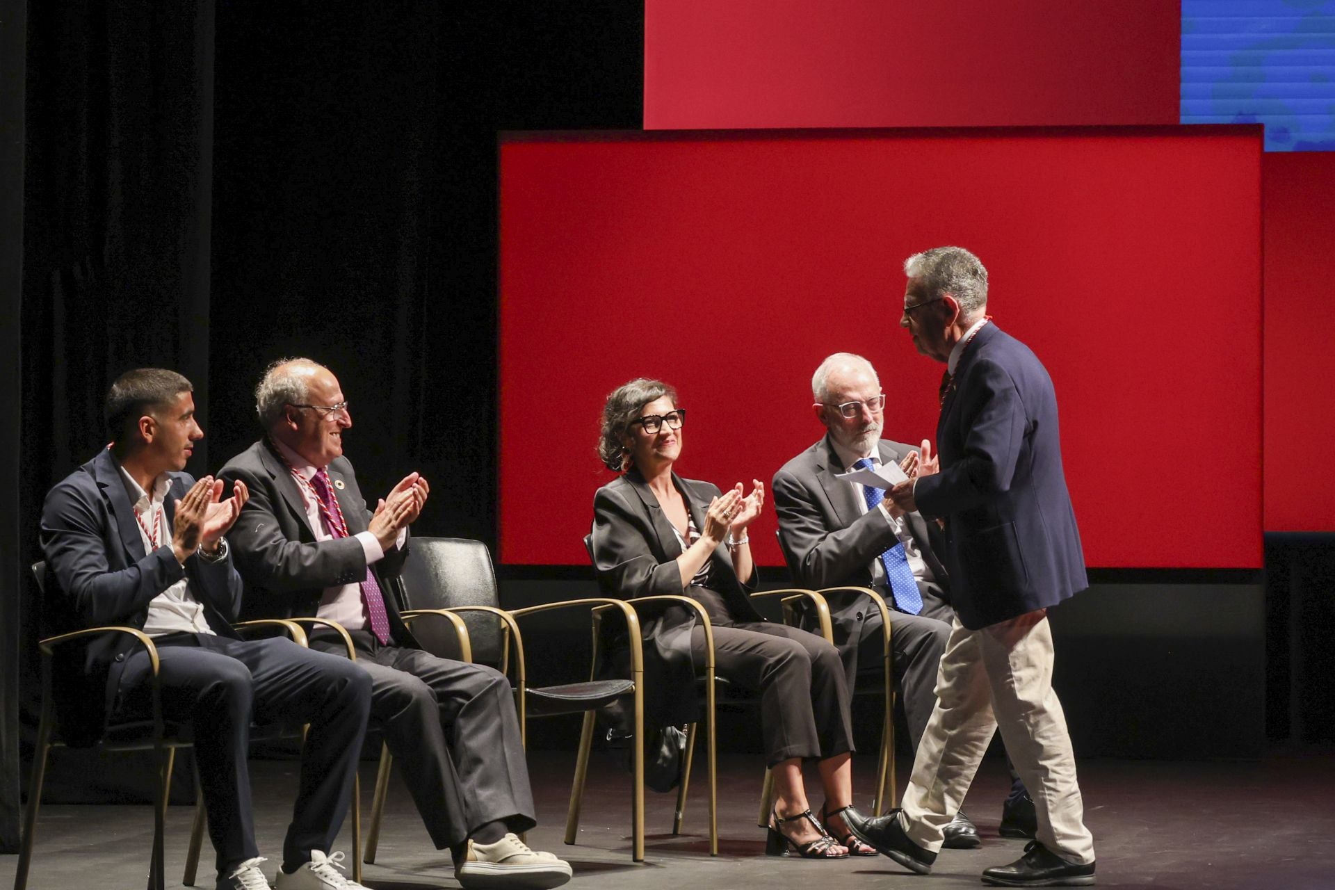 Gijón entrega sus medallas