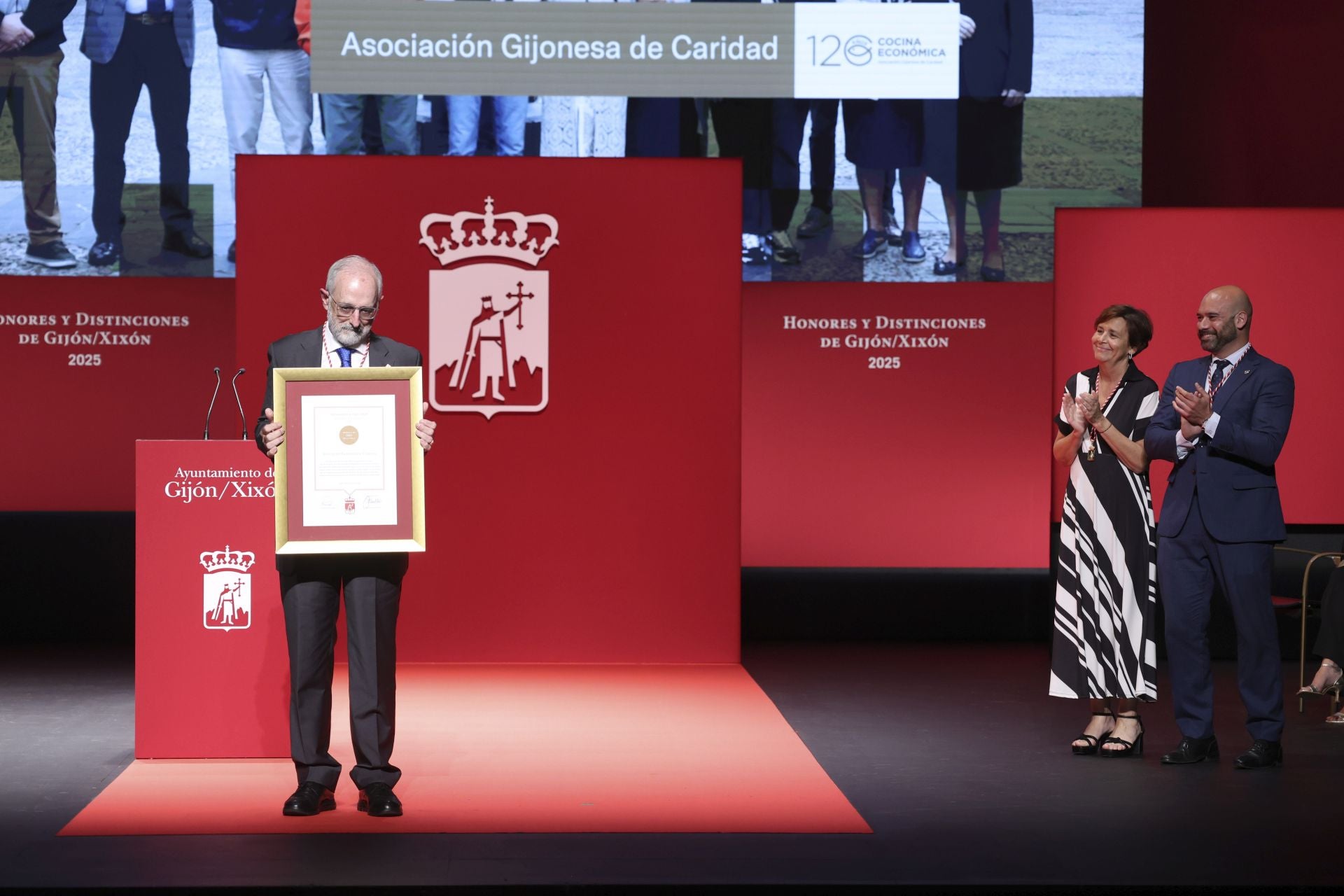 Gijón entrega sus medallas