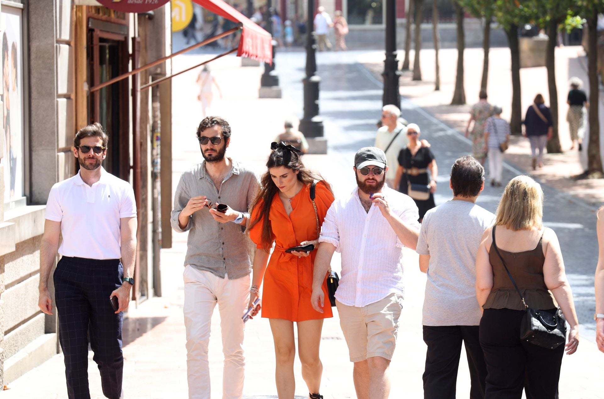 Domingo de agobiante calor: Asturias supera los 36 grados