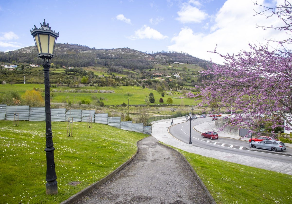 El monte Naranco, por donde pasaría el trazado de la Ronda Norte.