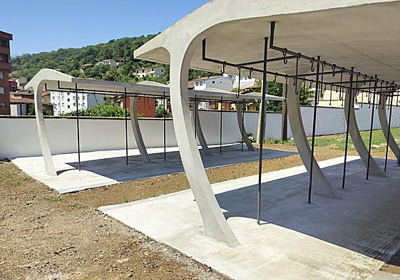 Nueva zona de aparcamiento para bicicletas en el pozo San José.