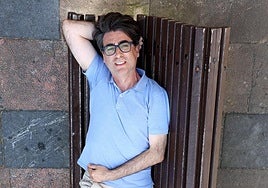 Carlos Gil de de Gómez.