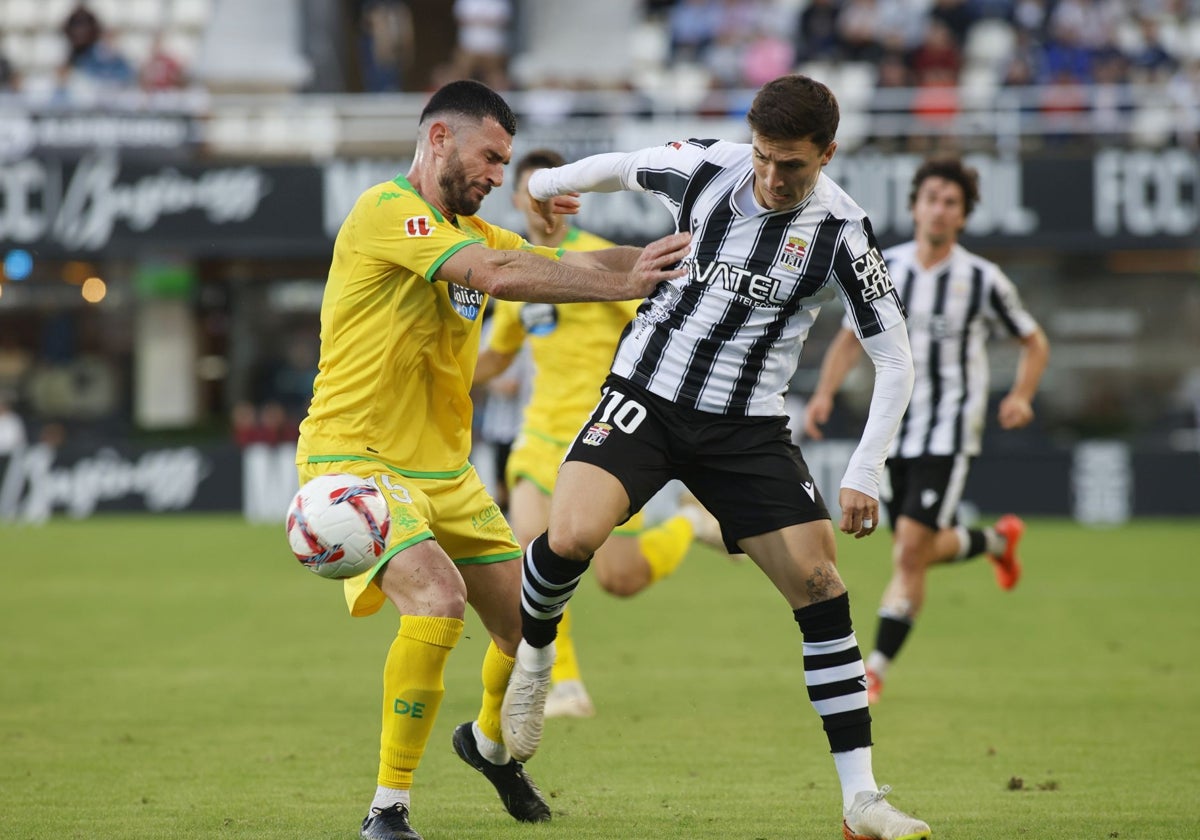 Pablo Vázquez, durante un partido con el Dépor el curso pasado.