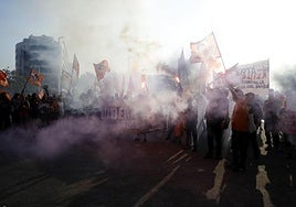 Los sindicatos claman en Gijón por la libertad de 'las seis de la Suiza'
