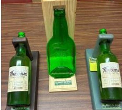 Los trofeos son un homenaje a la sidra.